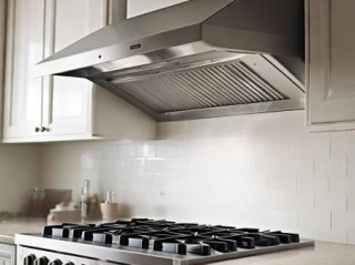 年代油烟机400人工网点阐明☞厨房油烟机管安装攻略：轻松掌握安装技巧